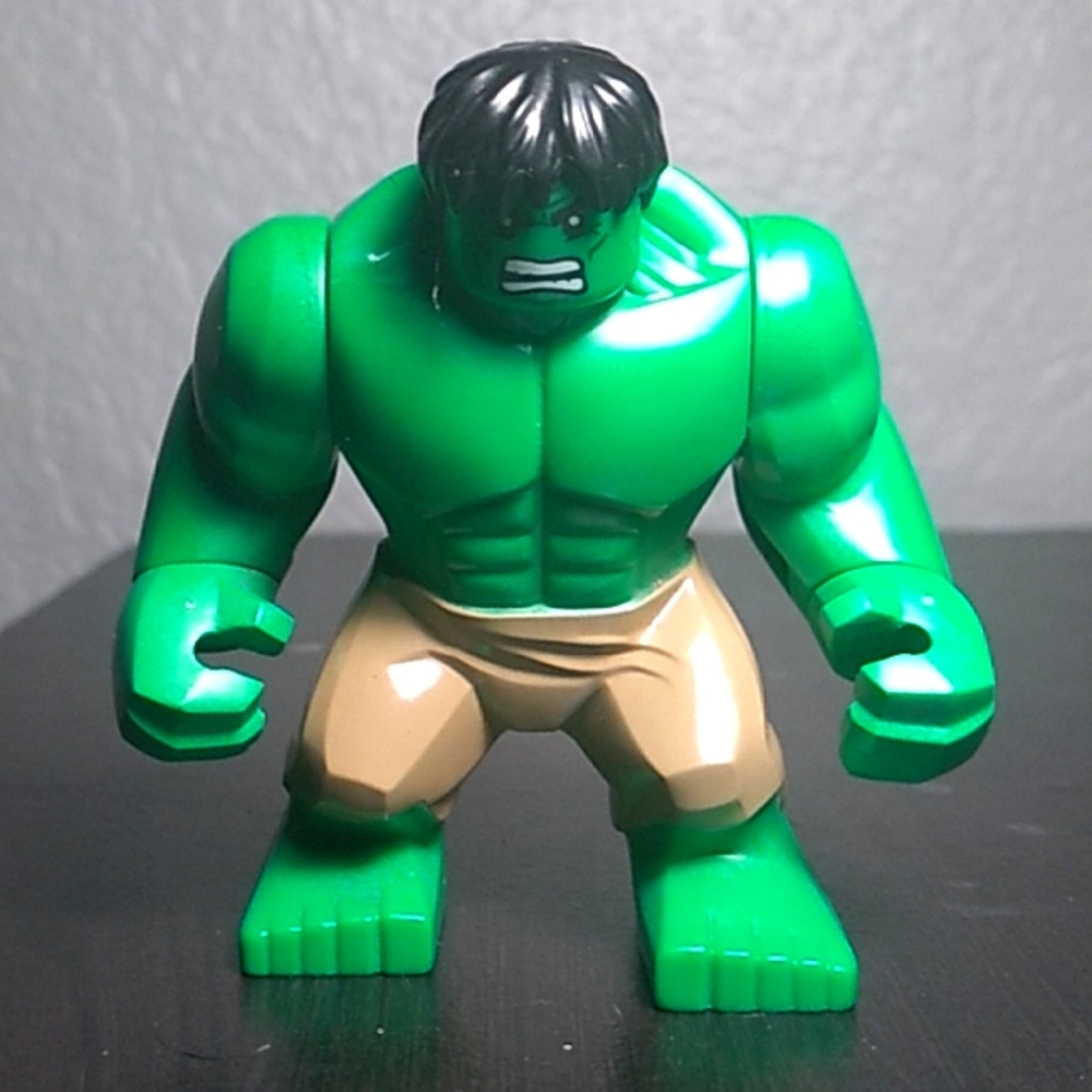 Lego Big figure hulk with tan pants